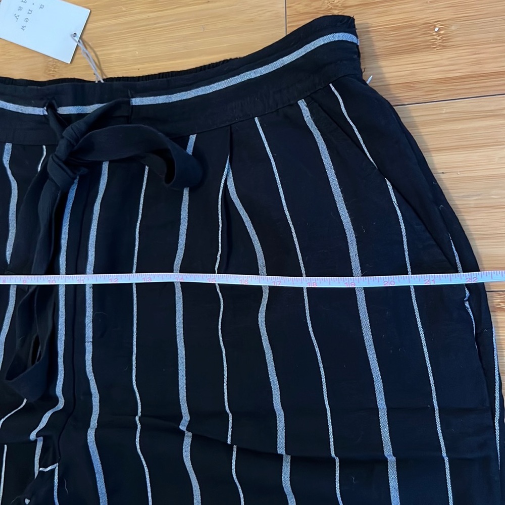 A New Day Mid rise wide leg pull-on pants - Picture 2 of 4